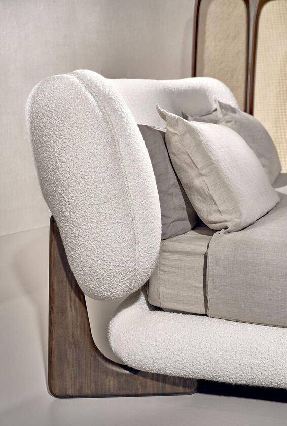 Lit Lily Nature Design